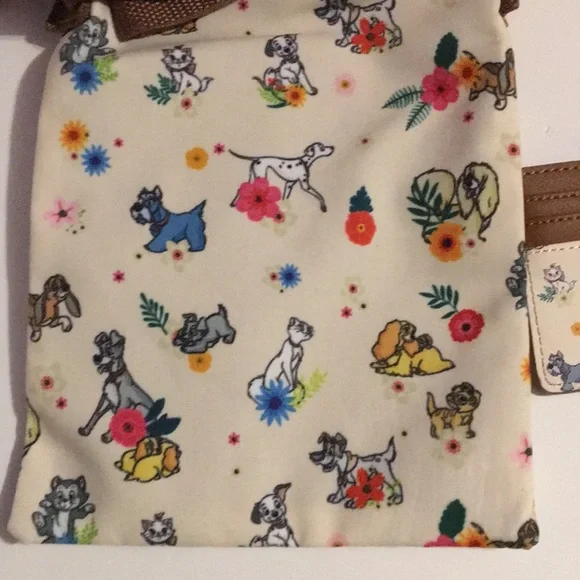 Disney Pets Floral Crossbody Bag and Card Holder - Picture 4 of 9
